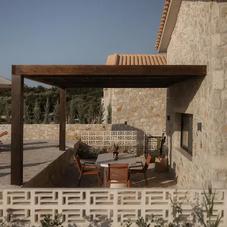 公寓 Pharus Boutique In Meganisi With Private Pool & Sea View