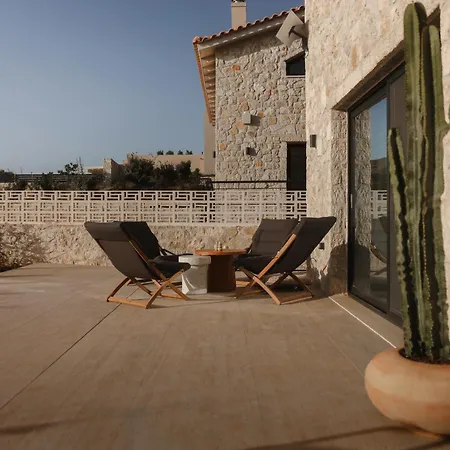 公寓 Pharus Boutique In Meganisi With Private Pool & Sea View *